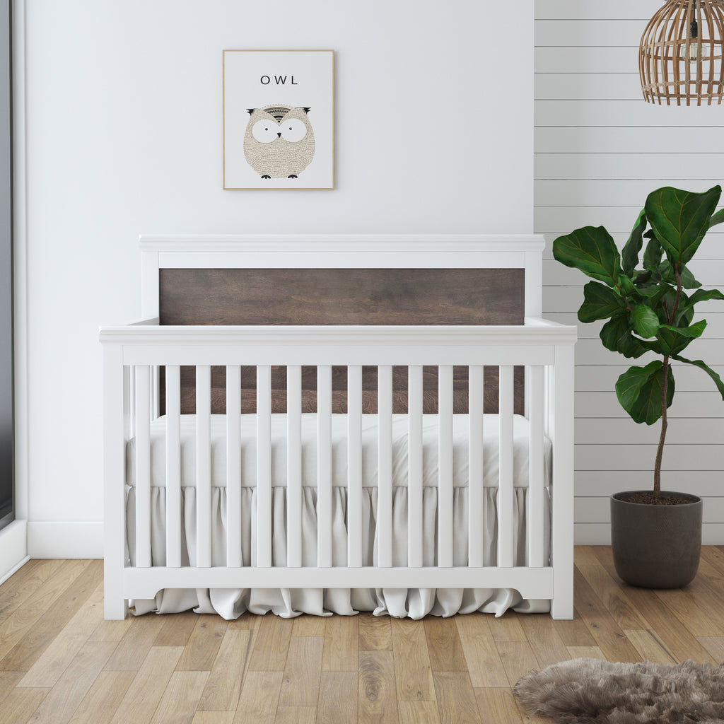Lit de bébé évolutif Isabella, Blanc et Bois de Grange