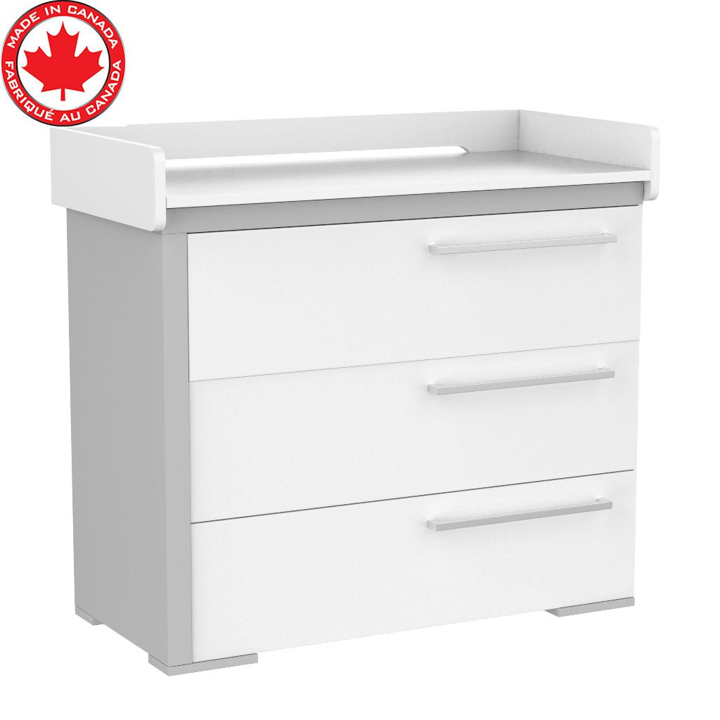 CHANGING TABLE FOR BABY QUEBEC 